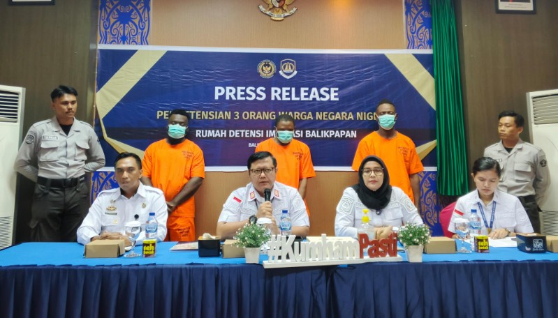 Antisipasi Terjadinya Konflik, Tiga Deteni Nigeria dari Jakarta Dipindahkan ke Rudenim Balikpapan