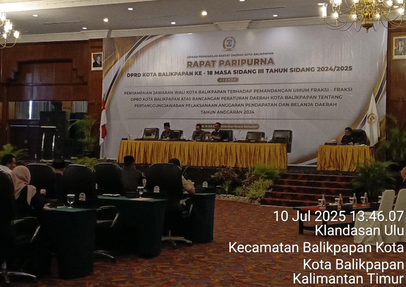 Rapat Paripurna DPRD Balikpapan ke-18: Wawali Sampaikan Jawaban Wali Kota atas Pandangan Fraksi